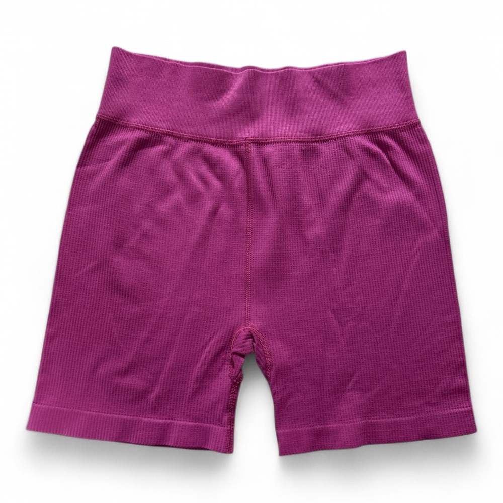 SO Magenta Ribbed Bike Shorts Medium 5” Inseam NWOT